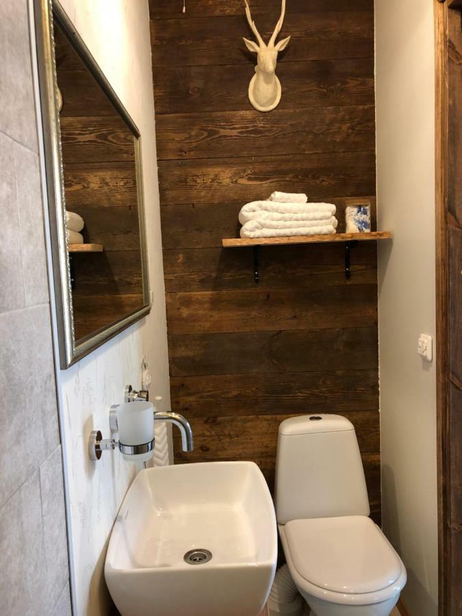 Cute Apartment, Next To Old Town, With Free Parking Tallinn Extérieur photo