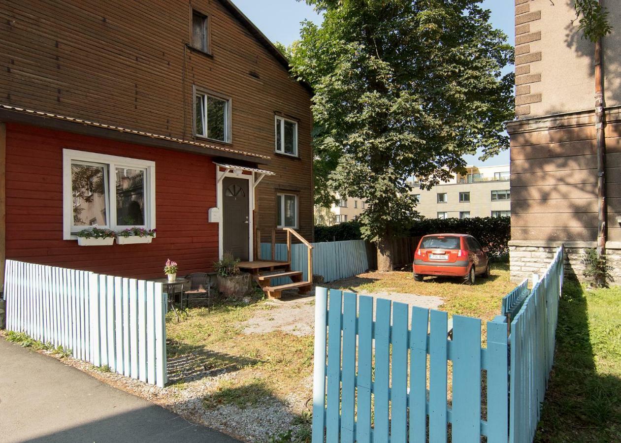 Cute Apartment, Next To Old Town, With Free Parking Tallinn Extérieur photo